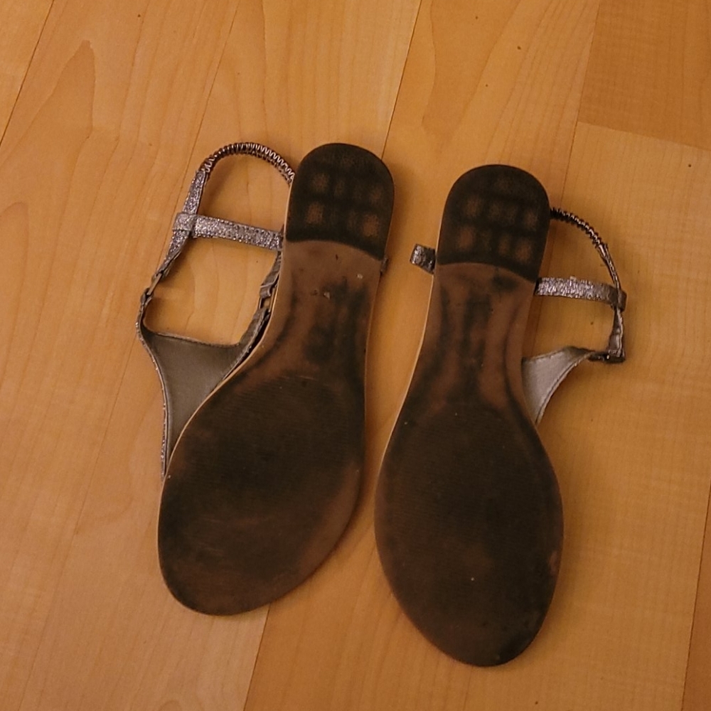 Sandals - Picture 3 of 3